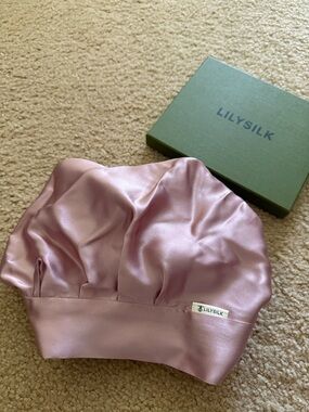 Rosy Pink 100% Mulberry Silk Tie Bonnet